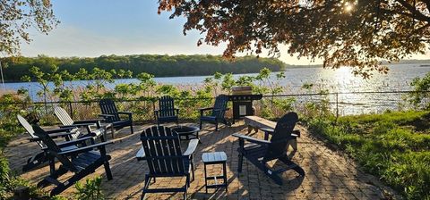 11 Harrison Ct Westport MA 02790