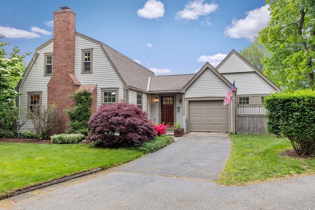 15 Hawthorne Road