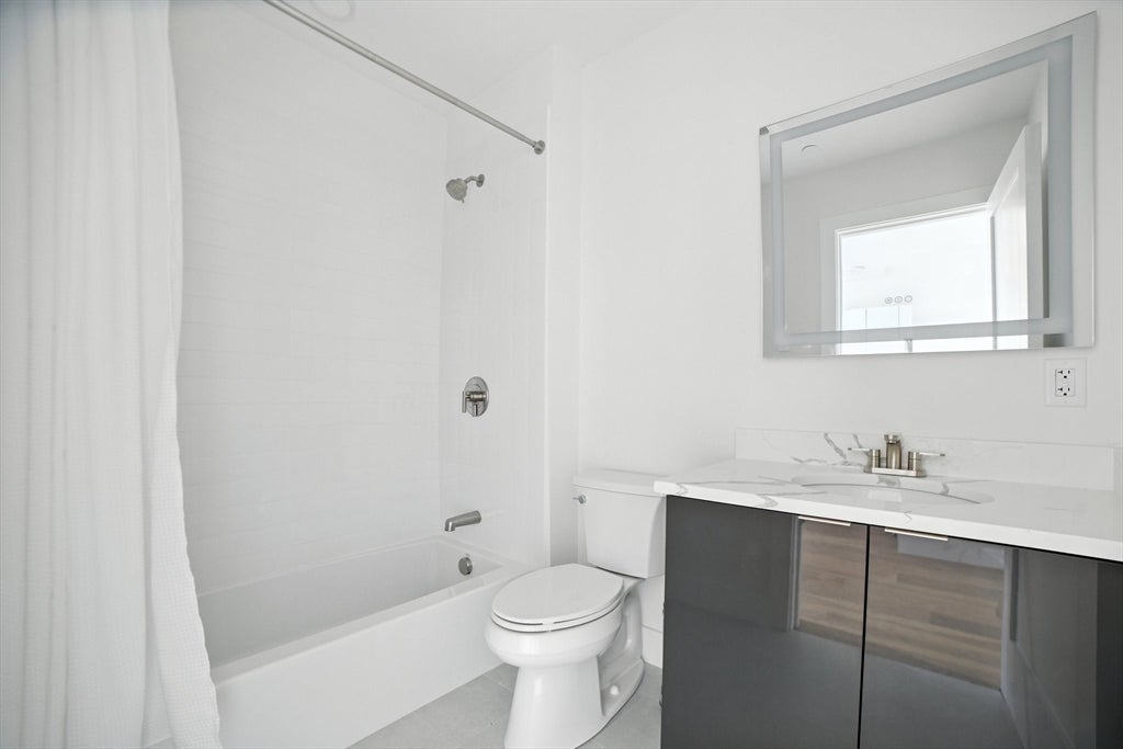 38 Hichborn St #203, Boston, MA, 38 Hichborn St #203, Boston, MA Photo #6