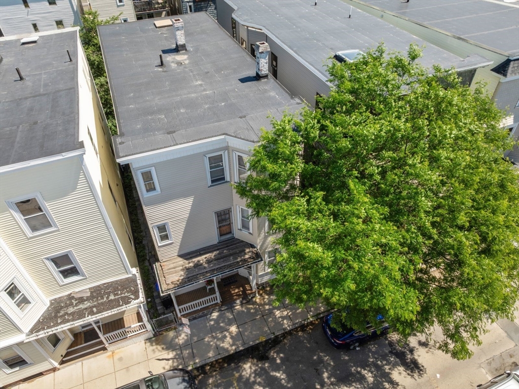 25 Howell St