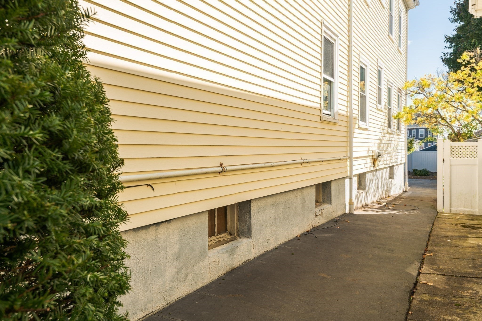 29 Oxford Park, Revere, MA Photo #38