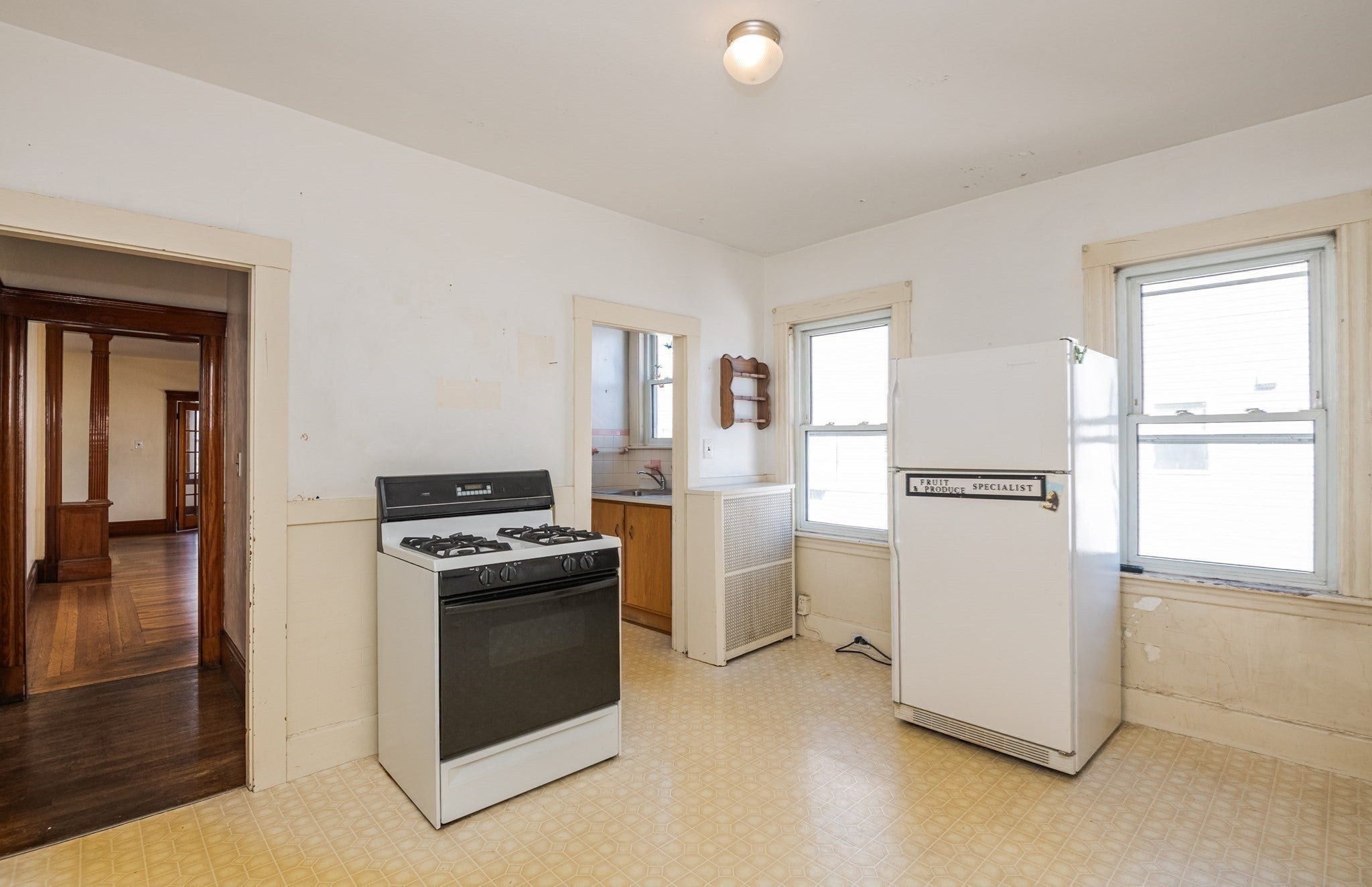 29 Oxford Park, Revere, MA Photo #14