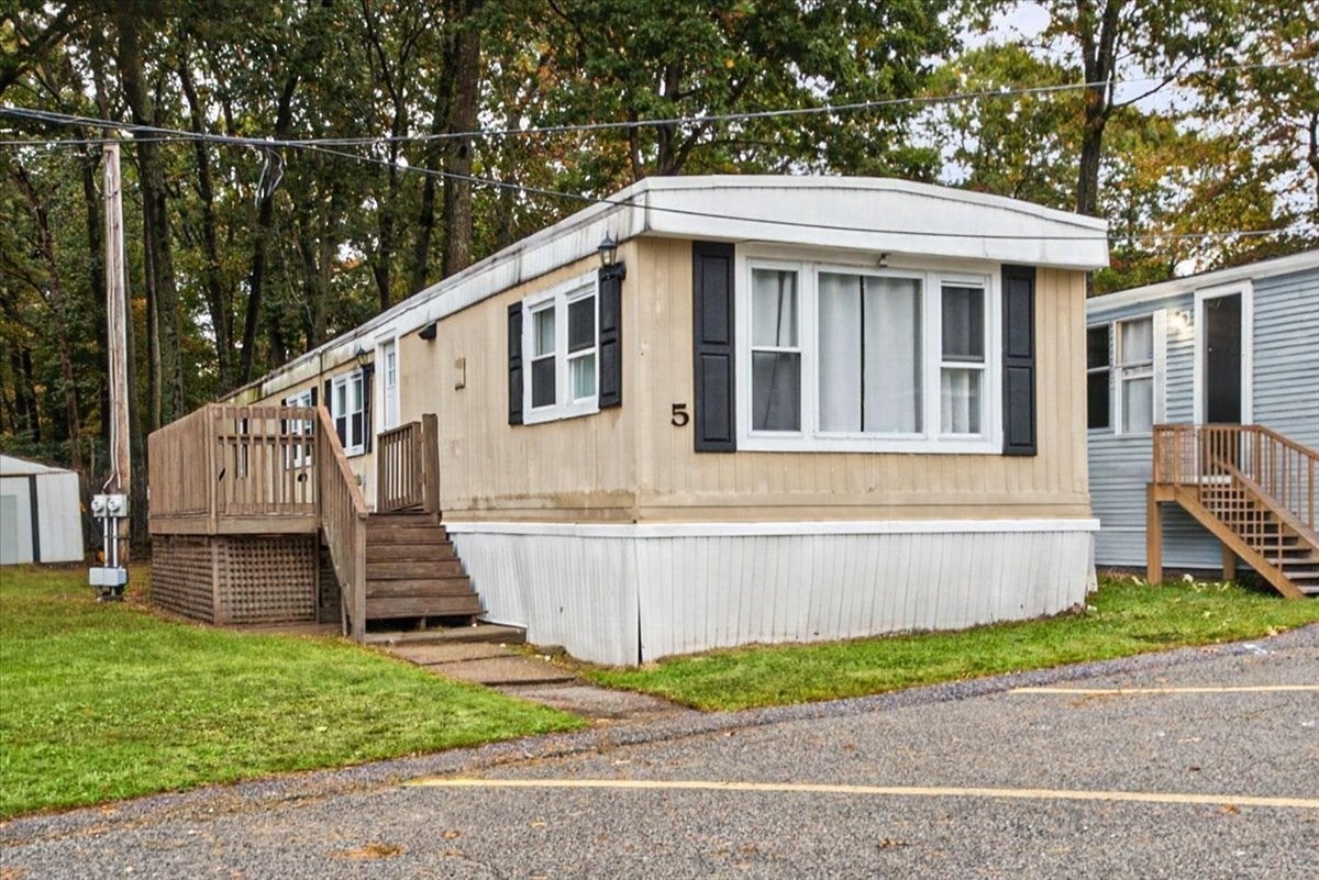5 Alpine St