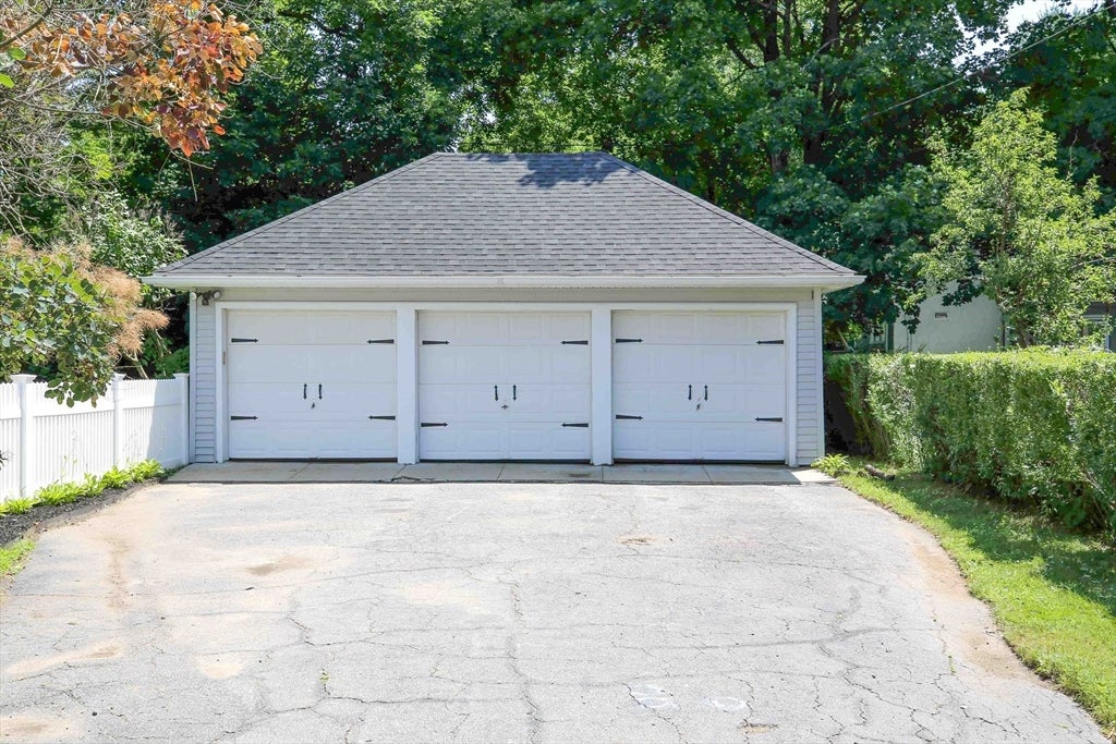 20 Vassar St, Worcester, MA, 20 Vassar St, Worcester, MA Photo #2