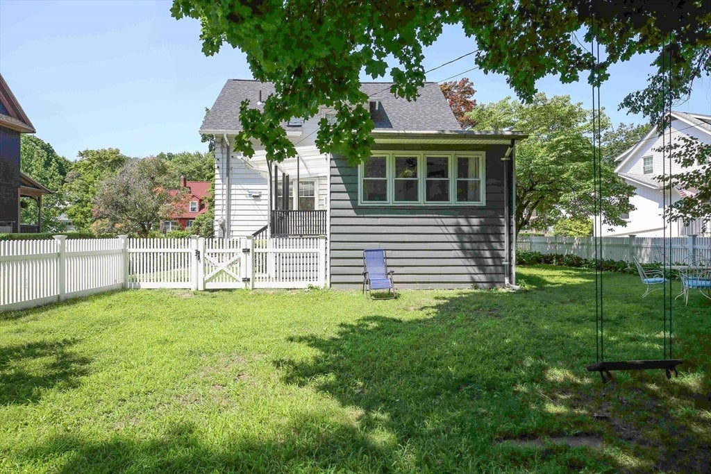 20 Vassar St, Worcester, MA, 20 Vassar St, Worcester, MA Photo #40