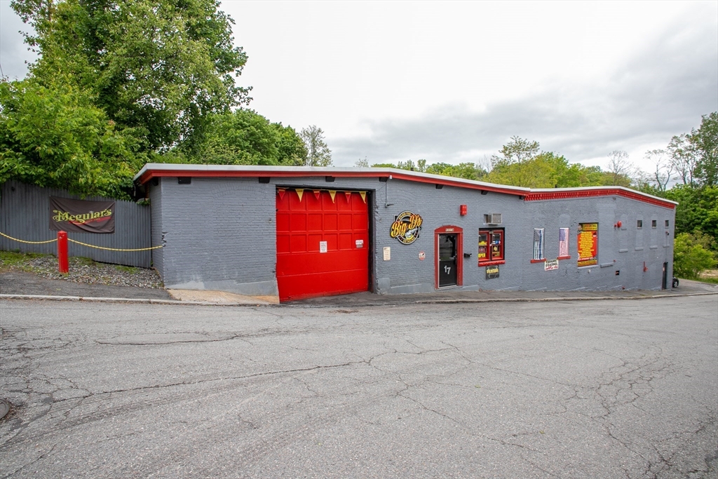 17 Simonds Rd
