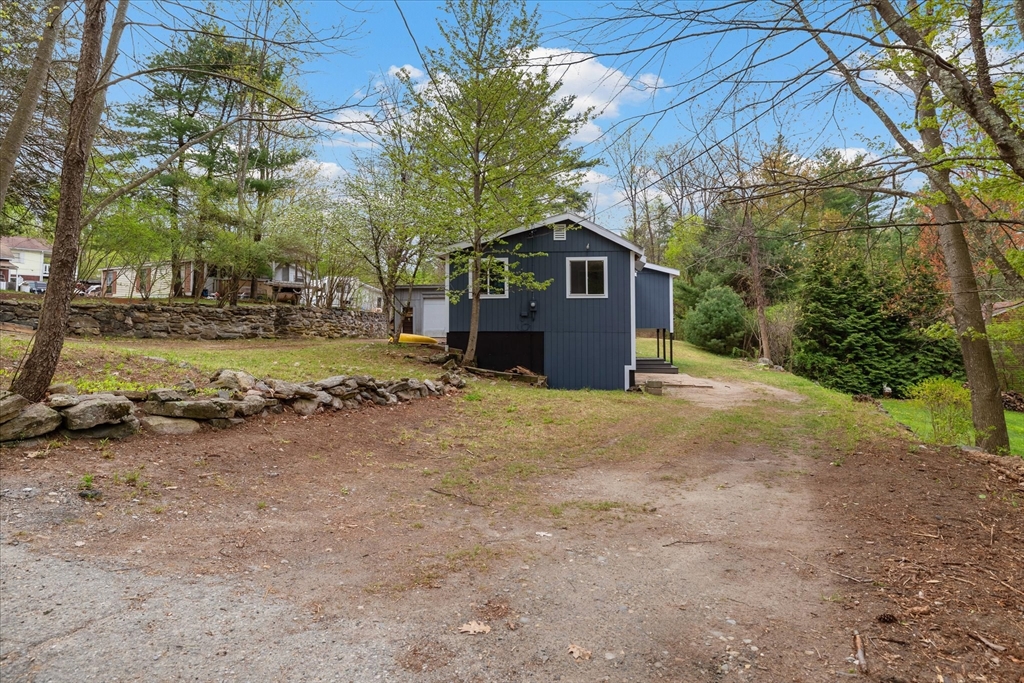 31 Camp Rd