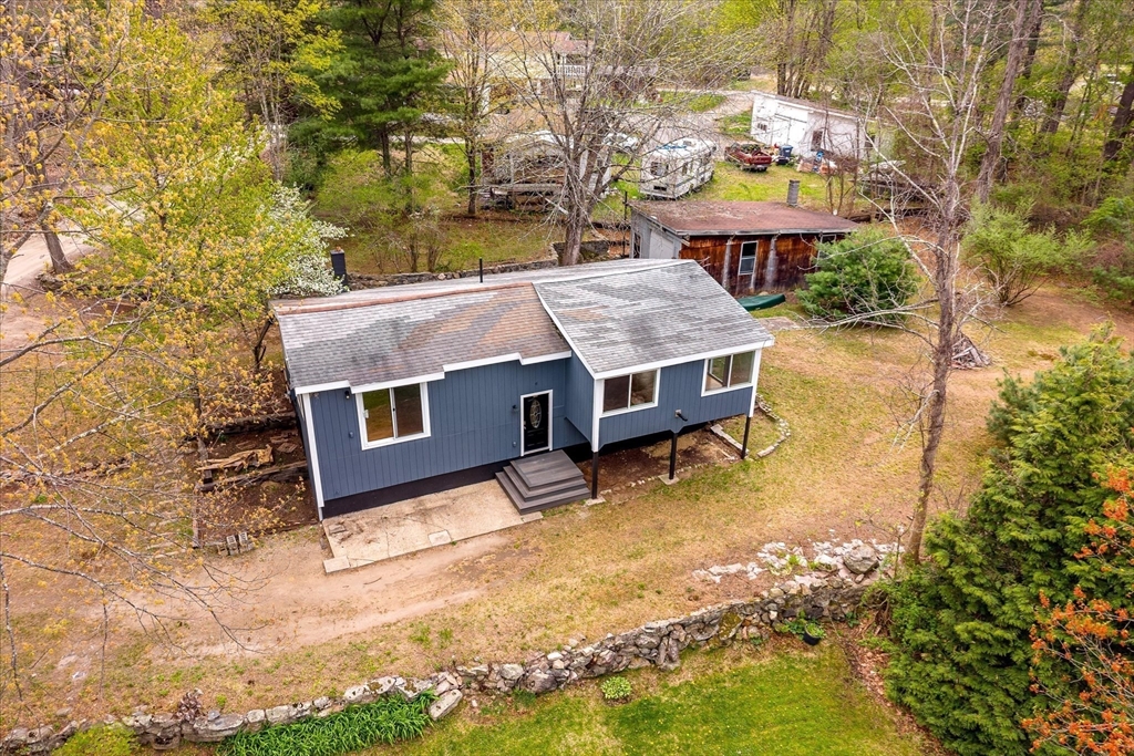 31 Camp Rd