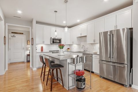 6 Overlook Drive 403 Andover MA 01810