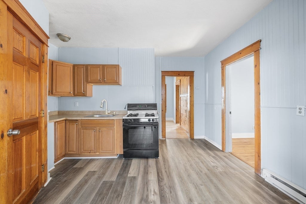 5 Freeland Ter, Worcester, MA, 5 Freeland Ter, Worcester, MA Photo #9