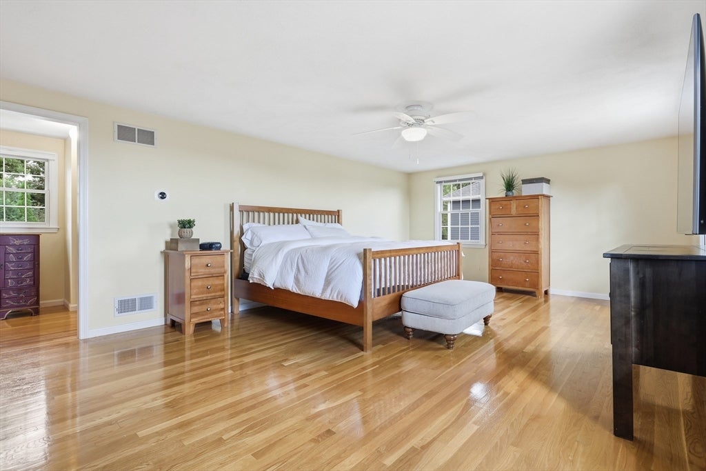 44 Raffaele Drive, Waltham, MA, 44 Raffaele Drive, Waltham, MA Photo #15