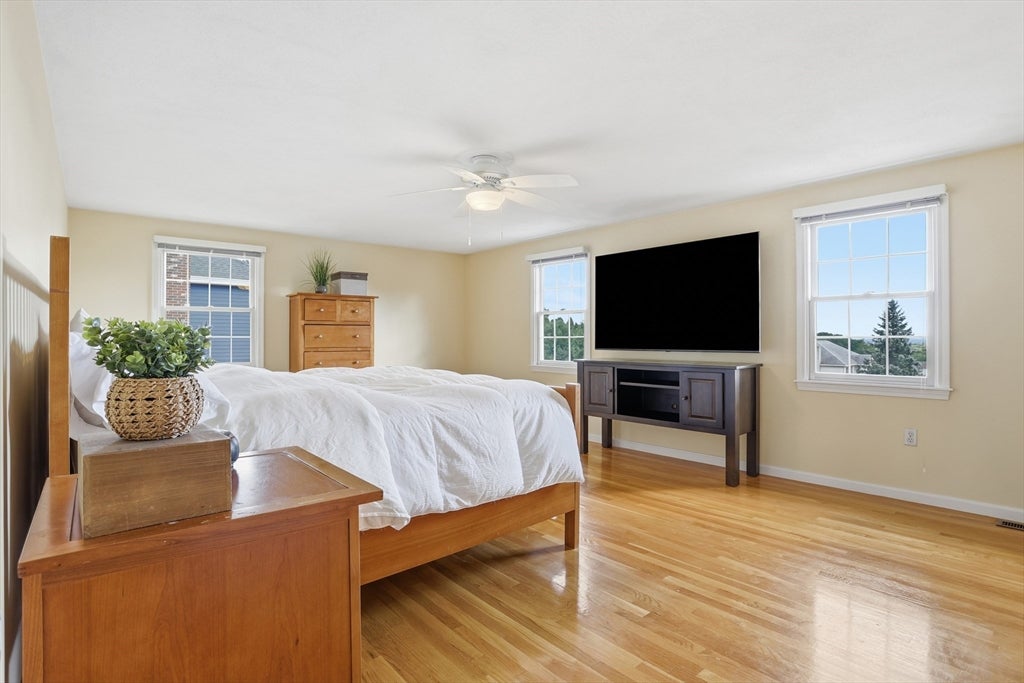 44 Raffaele Drive, Waltham, MA, 44 Raffaele Drive, Waltham, MA Photo #16