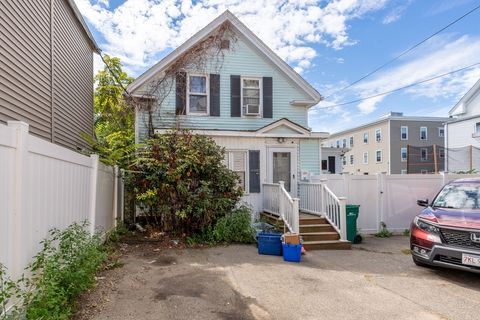 82 Franklin St Lynn MA 01902