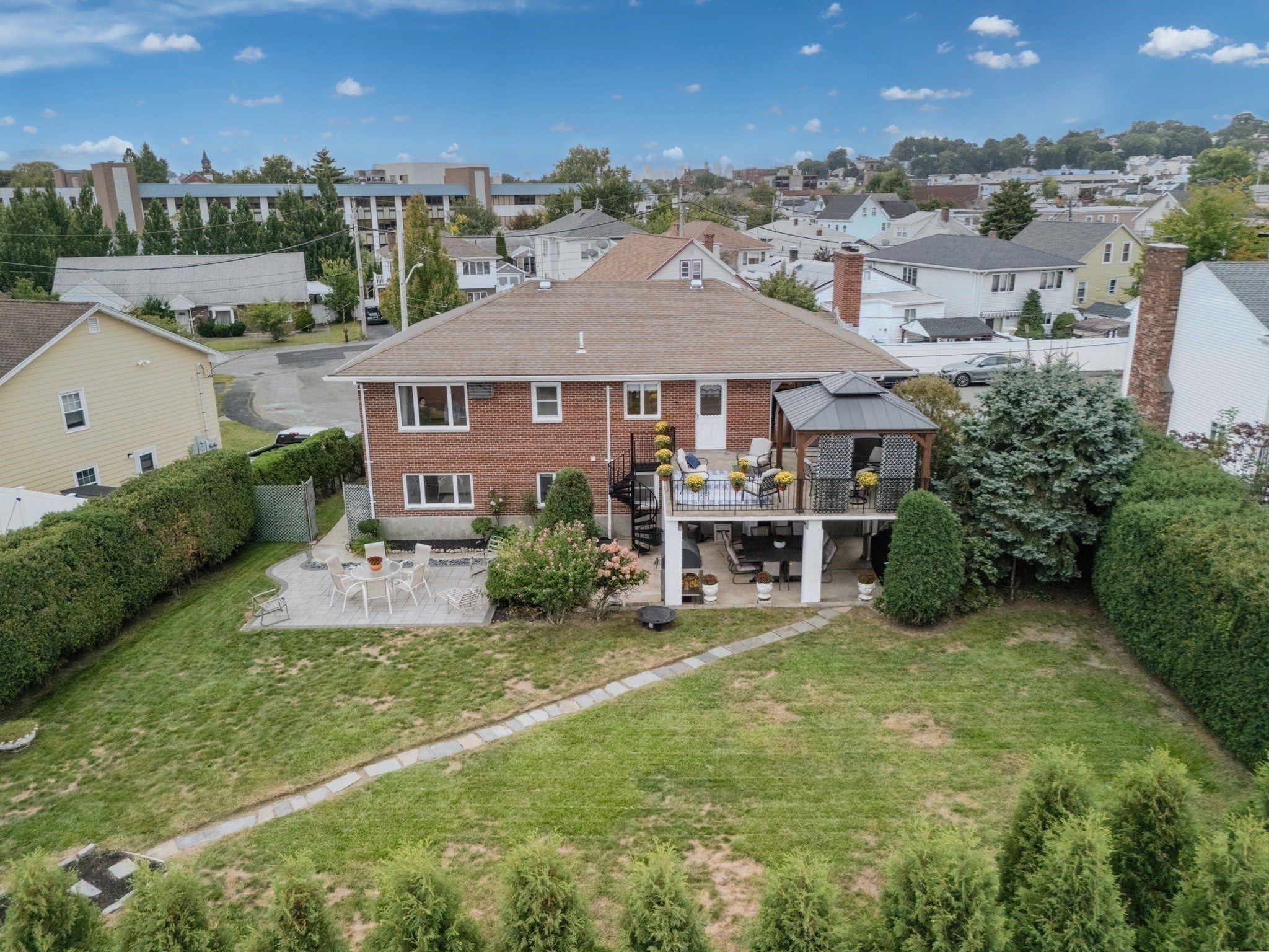 32 Robert Rd, Revere, MA Photo #37