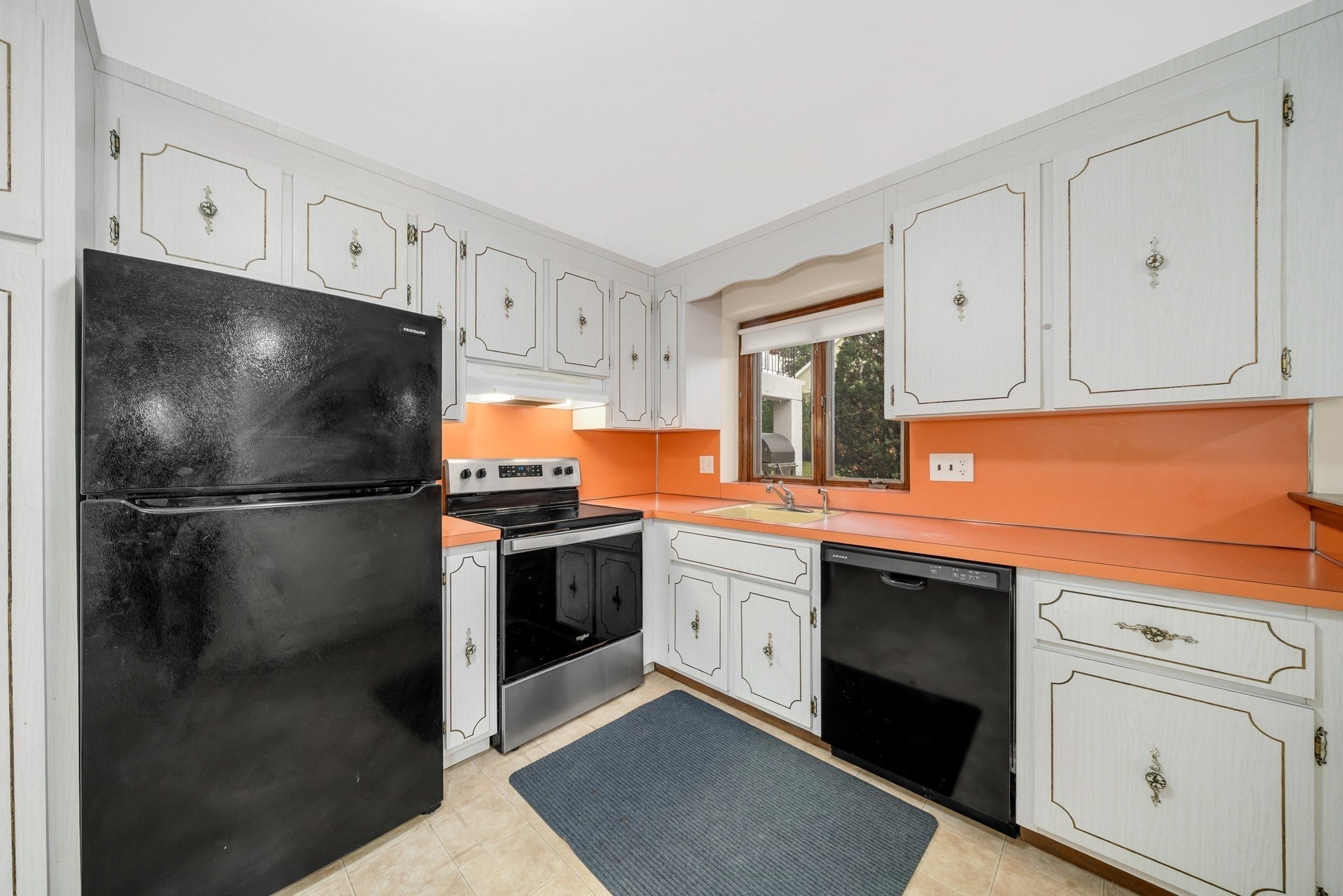 32 Robert Rd, Revere, MA Photo #27