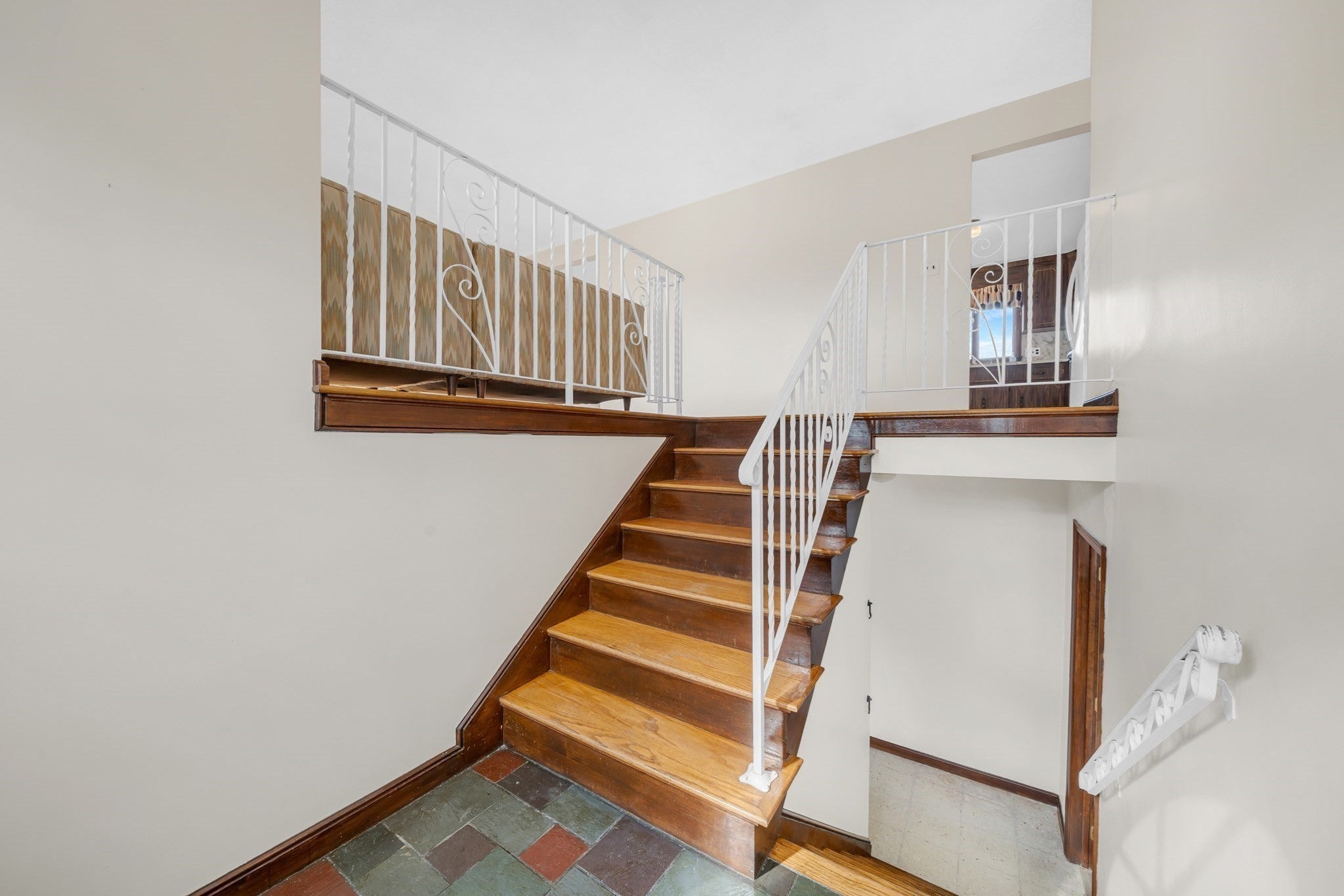 32 Robert Rd, Revere, MA Photo #9