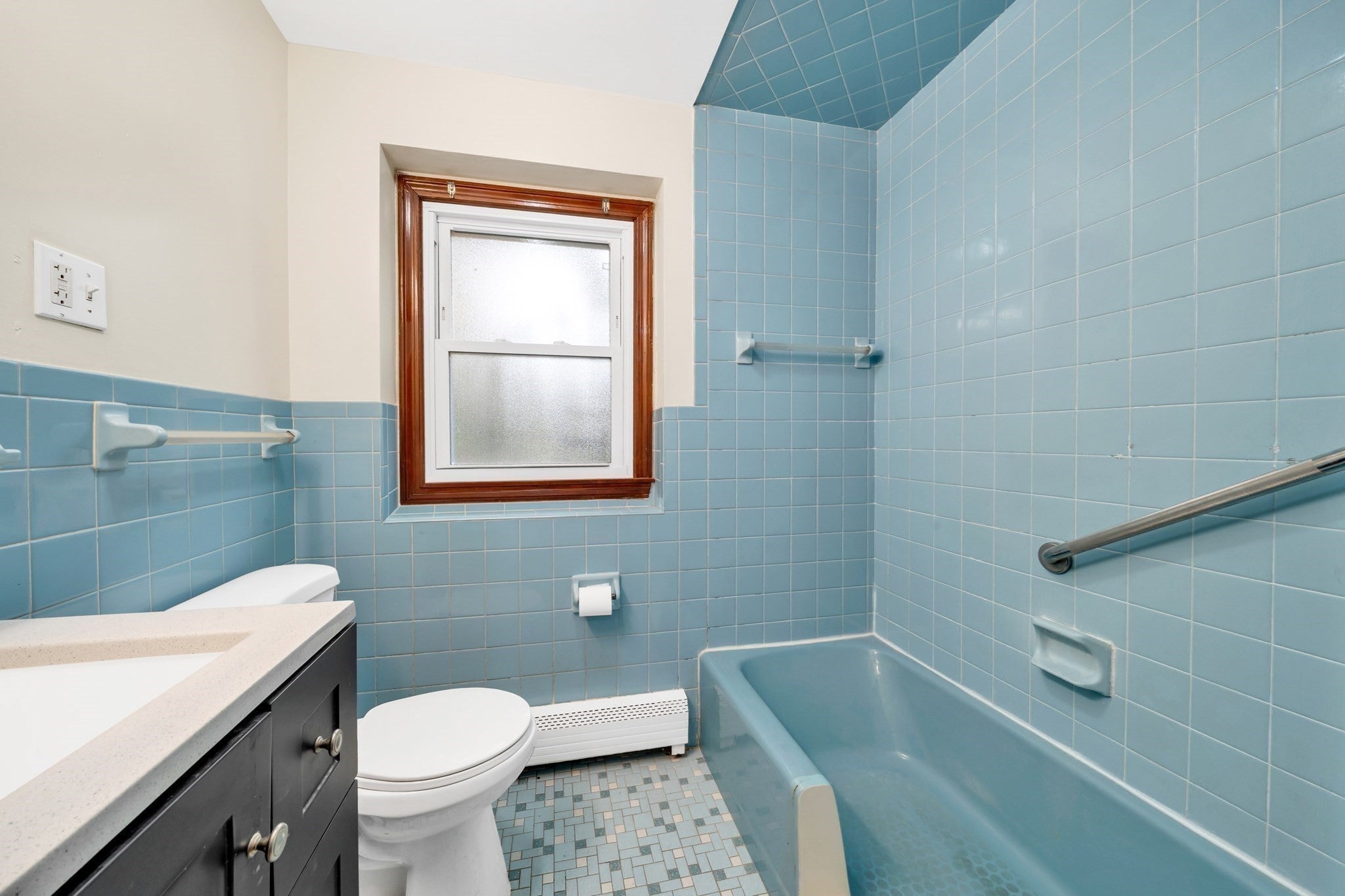 32 Robert Rd, Revere, MA Photo #30