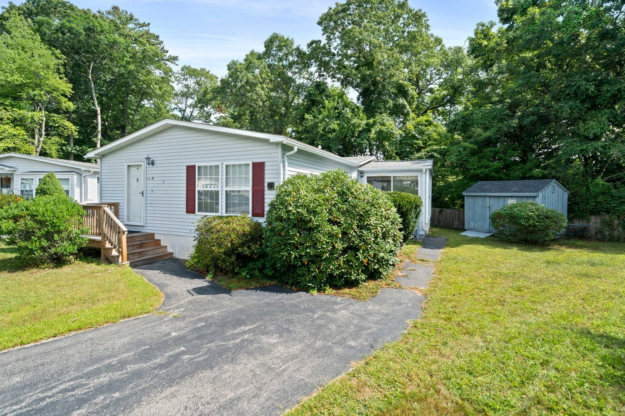 9 Hornbeam ST