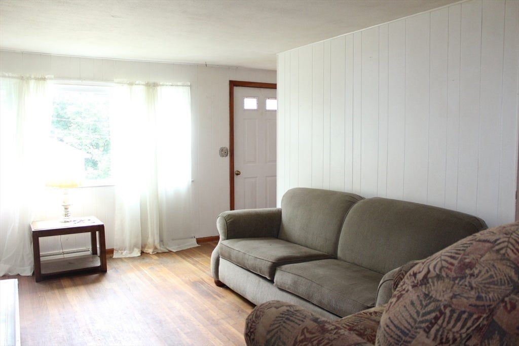 46 Phillip Dr