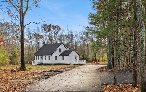 52 Anthony St Berkley MA 02779