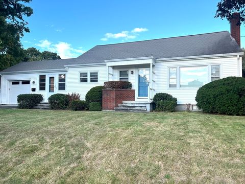 32 Brodeur Ave Webster MA 01570