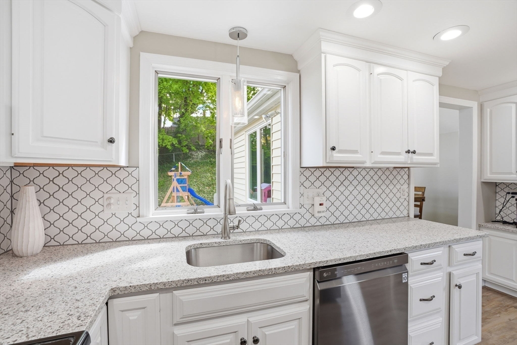 77 Weyham Rd, Weymouth, MA Photo #7