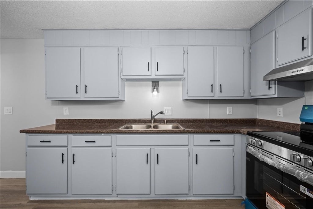 17 Wysocki Dr 42