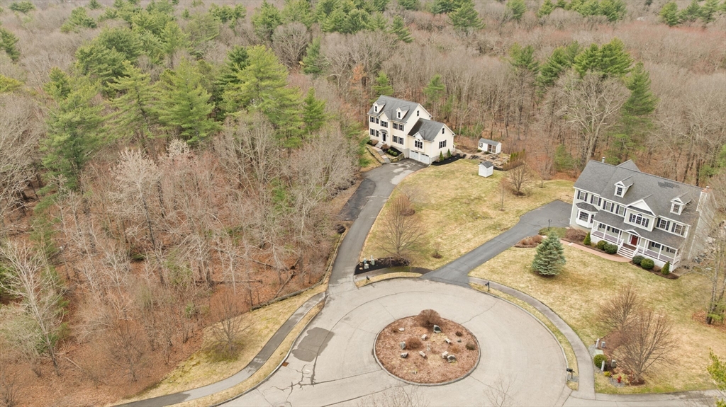22 Dexter Dr