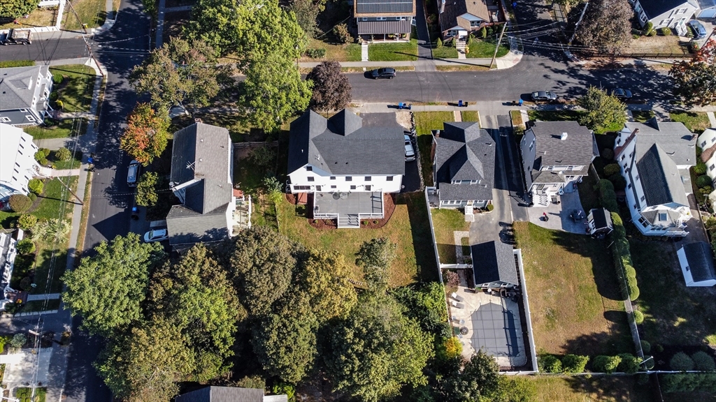 11 Rockwell Ave