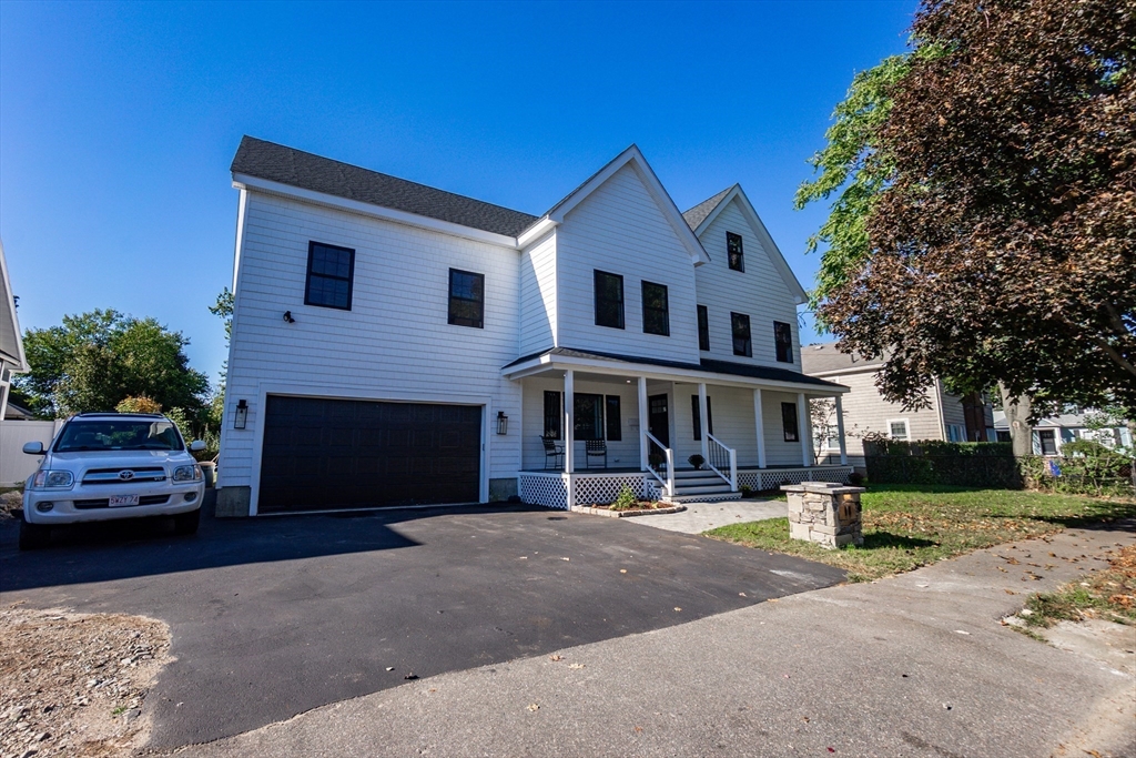 11 Rockwell Ave