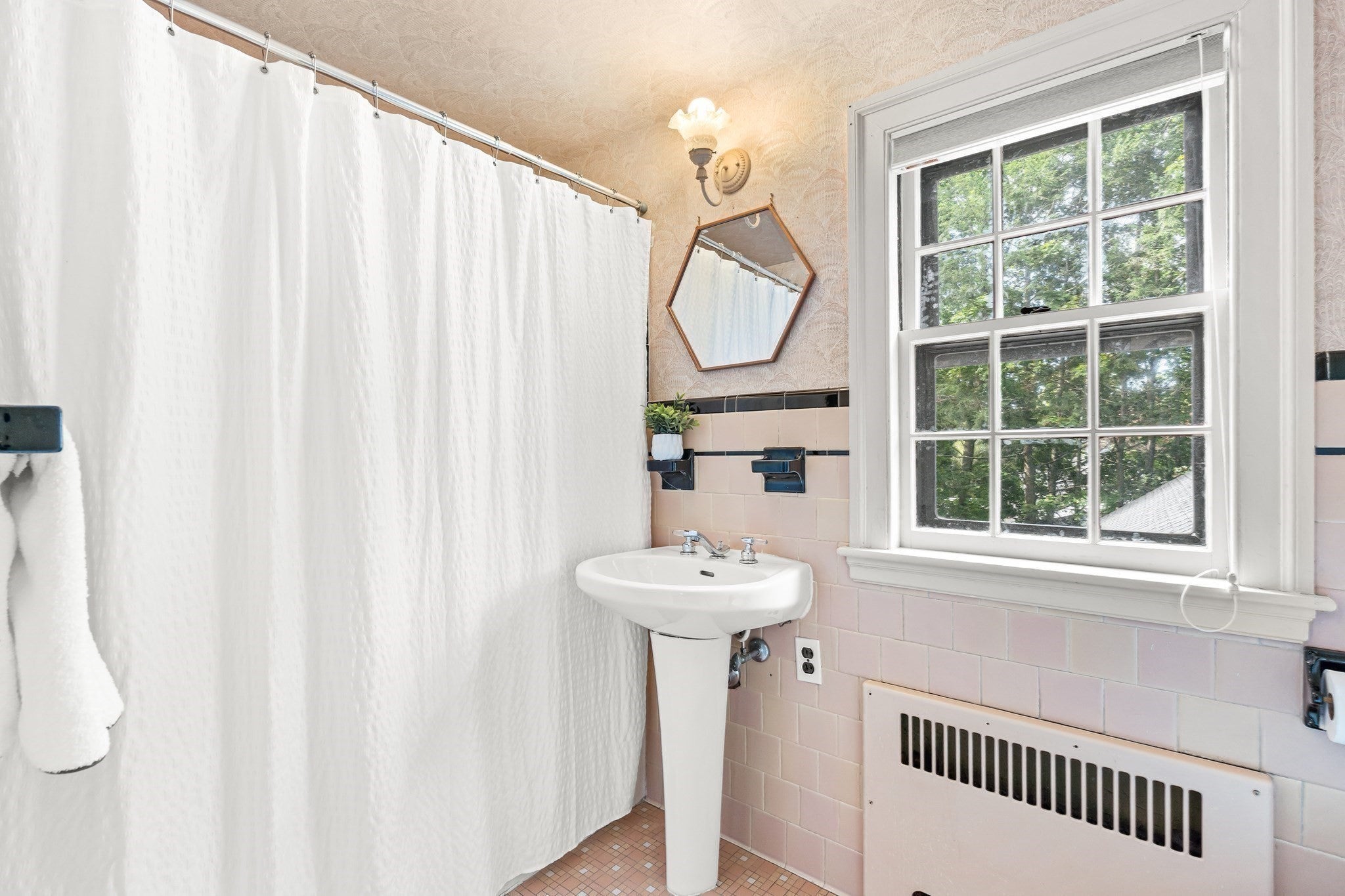 1 Overlook Way, Winchester, MA, 1 Overlook Way, Winchester, MA Photo #24