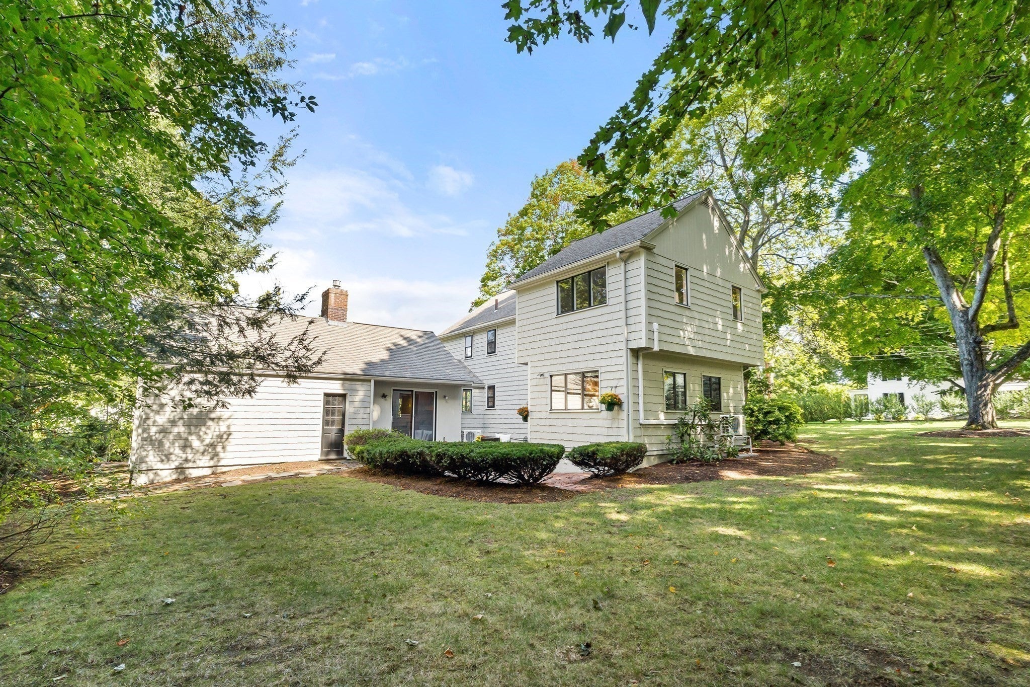 1 Overlook Way, Winchester, MA, 1 Overlook Way, Winchester, MA Photo #38