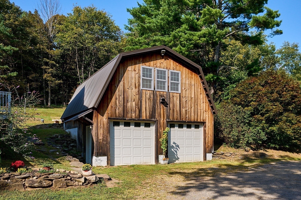 521 West Leyden Road
