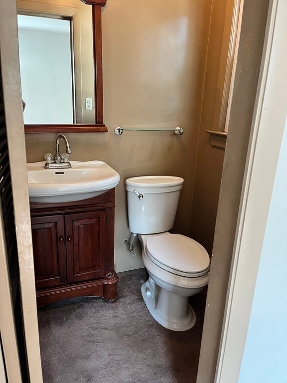 91 Pageotte St, Acushnet, MA Photo #13