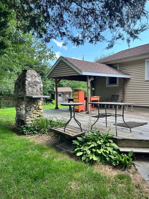 91 Pageotte St, Acushnet, MA Photo #20