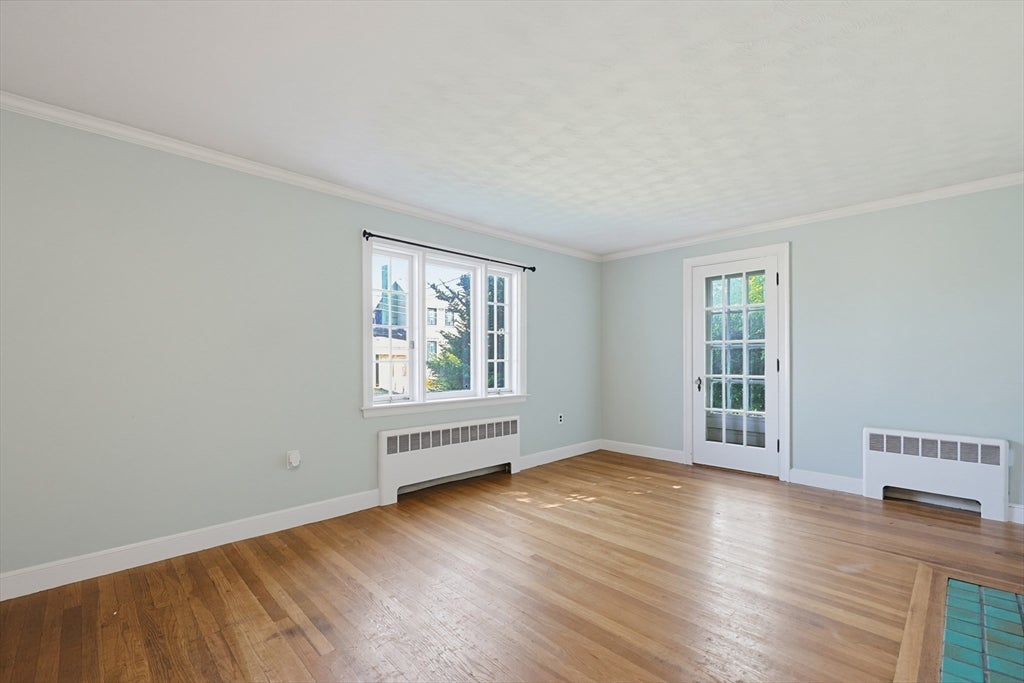 70 Oakdale Rd, Newton, MA Photo #12