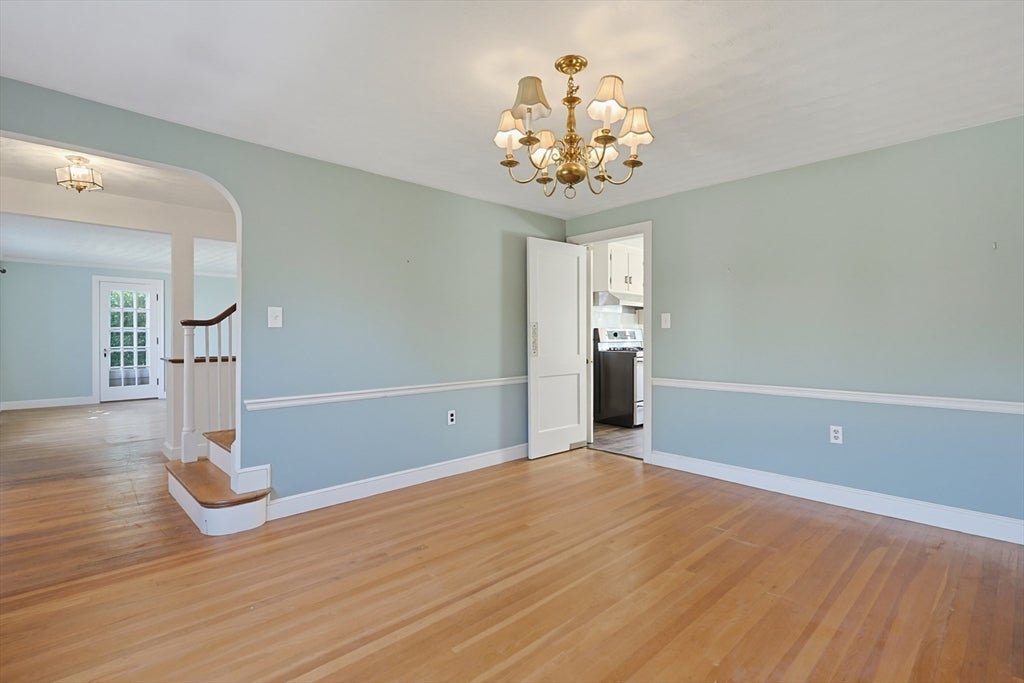70 Oakdale Rd, Newton, MA Photo #13