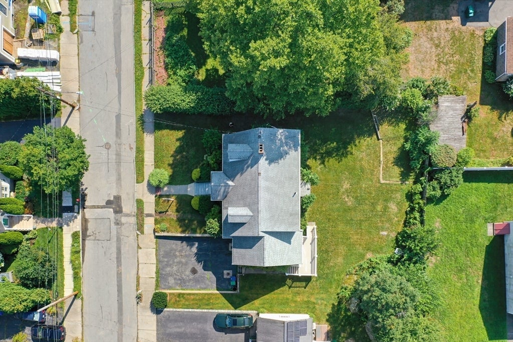 70 Oakdale Rd