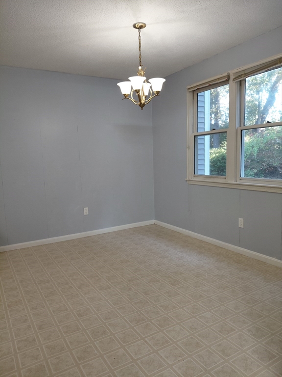 124 Tennis Plaza Rd 51