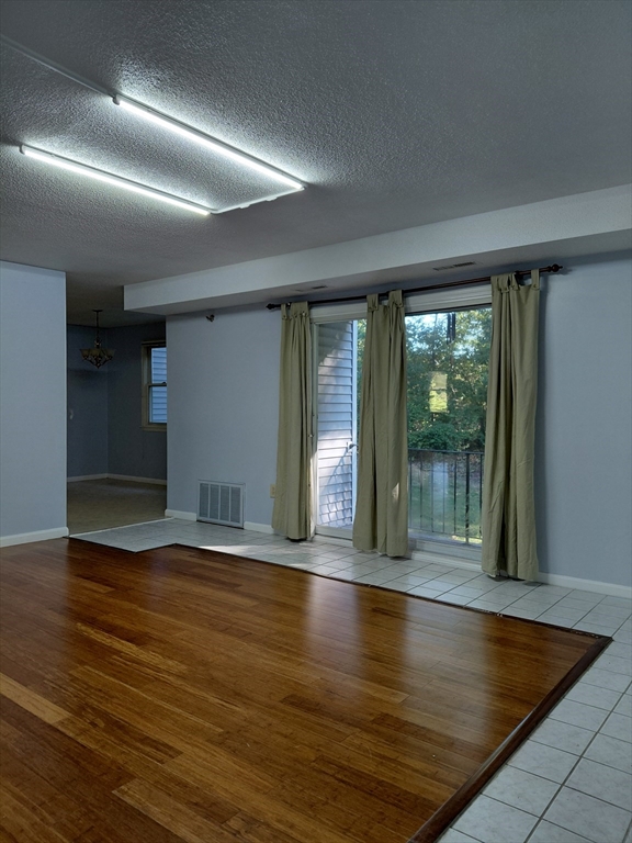 124 Tennis Plaza Rd 51