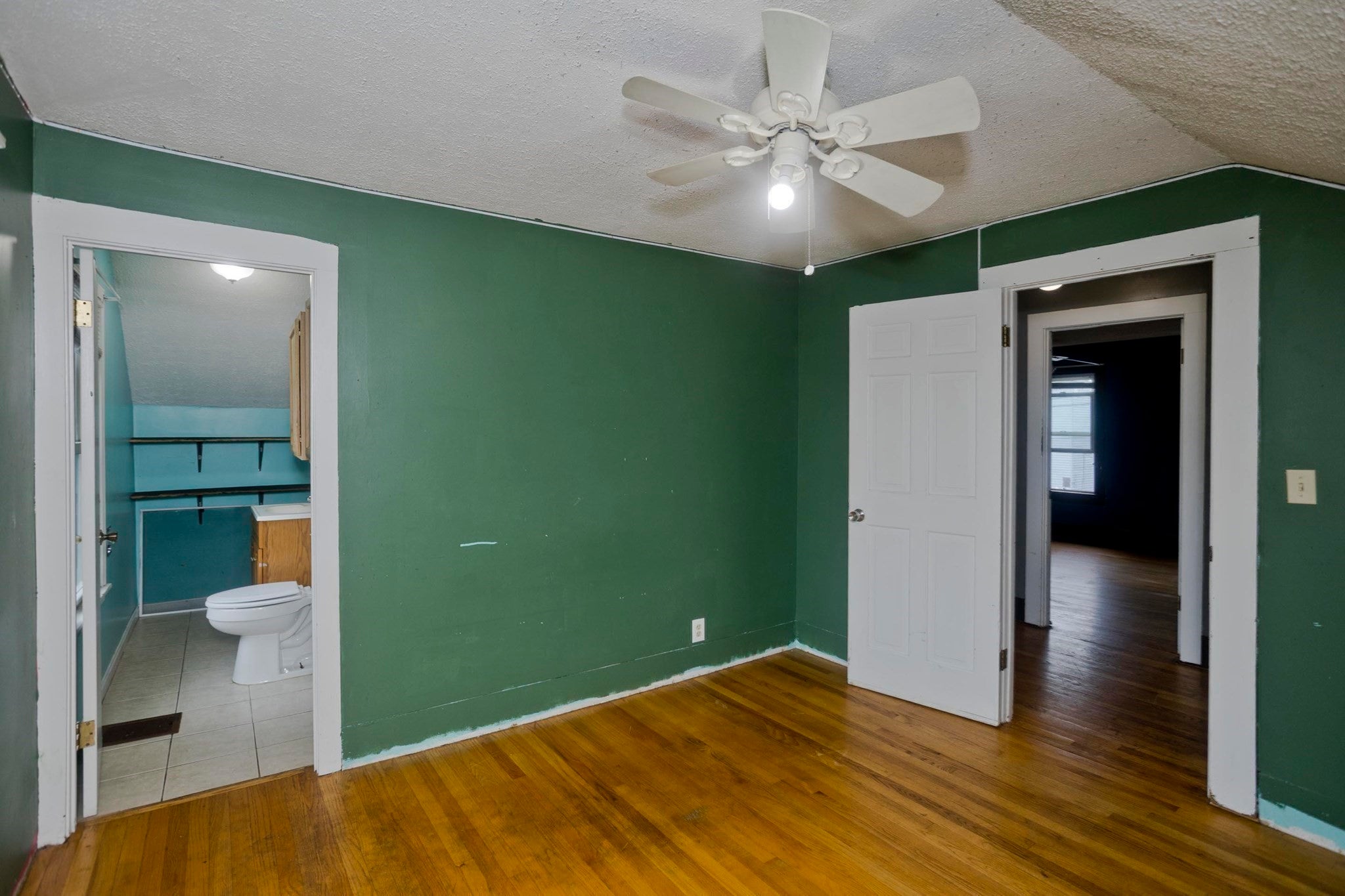1439 Worcester St, Springfield, MA Photo #15