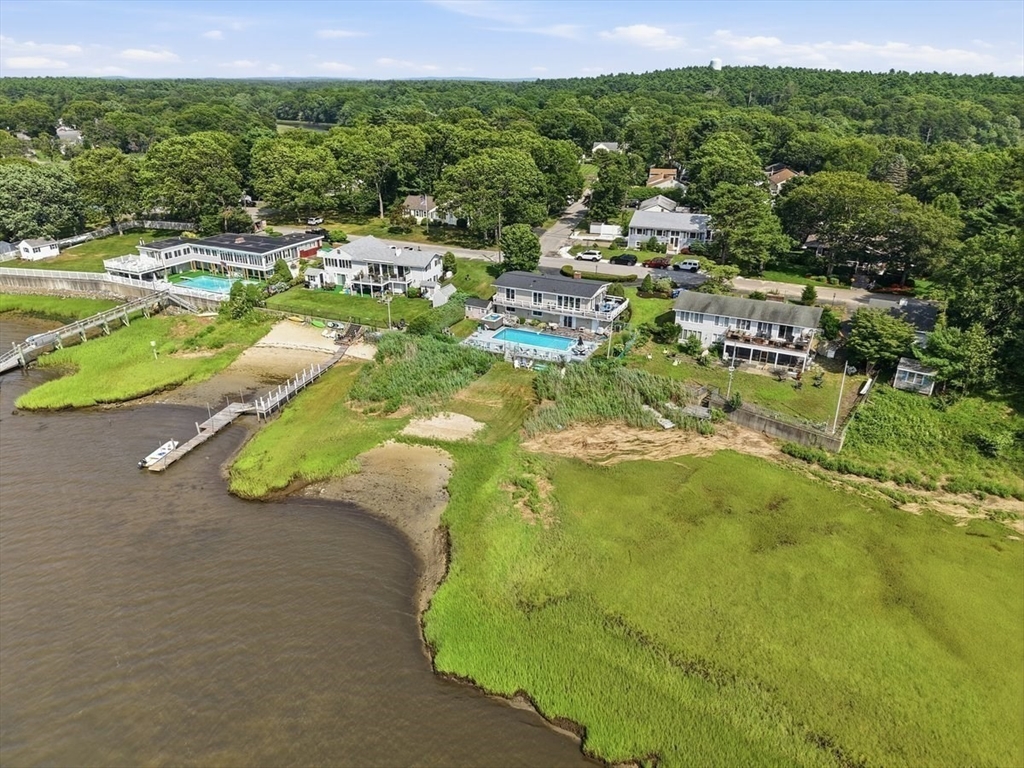79 Edgewater Dr, Wareham, MA Photo #27