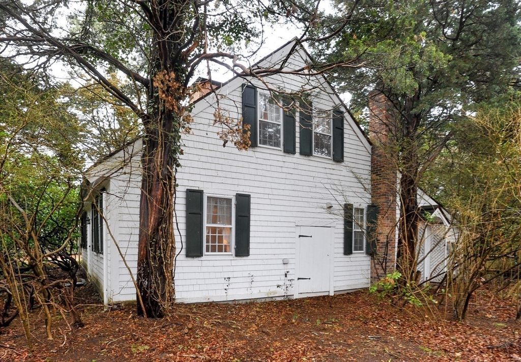 349 Powder Point Ave