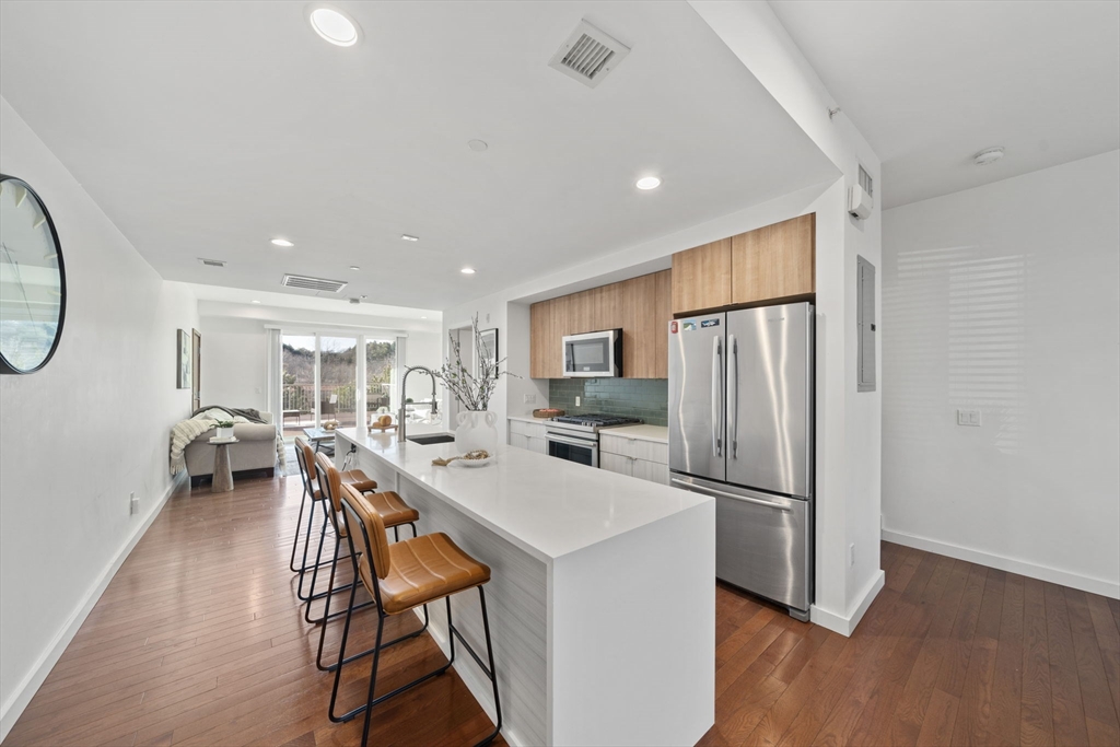 167 Hyde Park Ave 167A