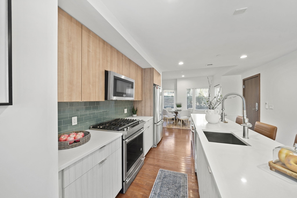 167 Hyde Park Ave 167A