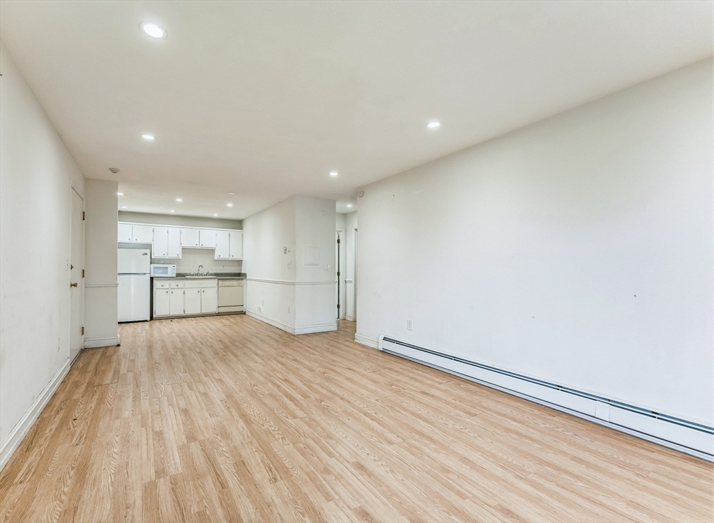 395 Merrimack St 35