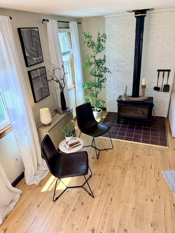 34 Maple Rd