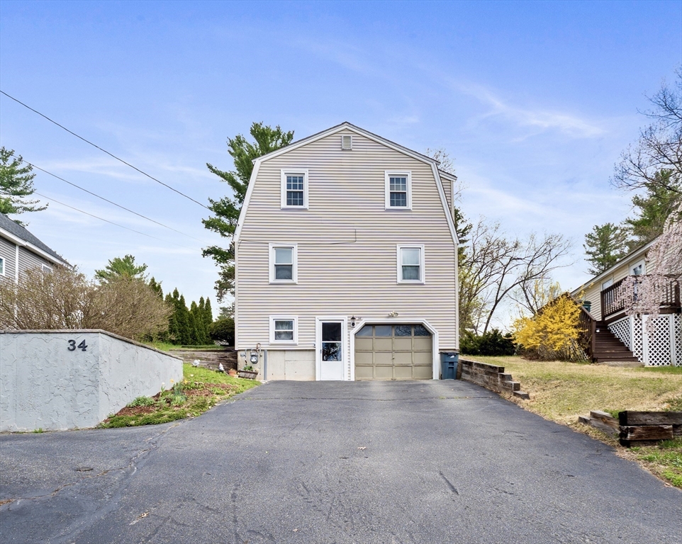 34 Maple Rd