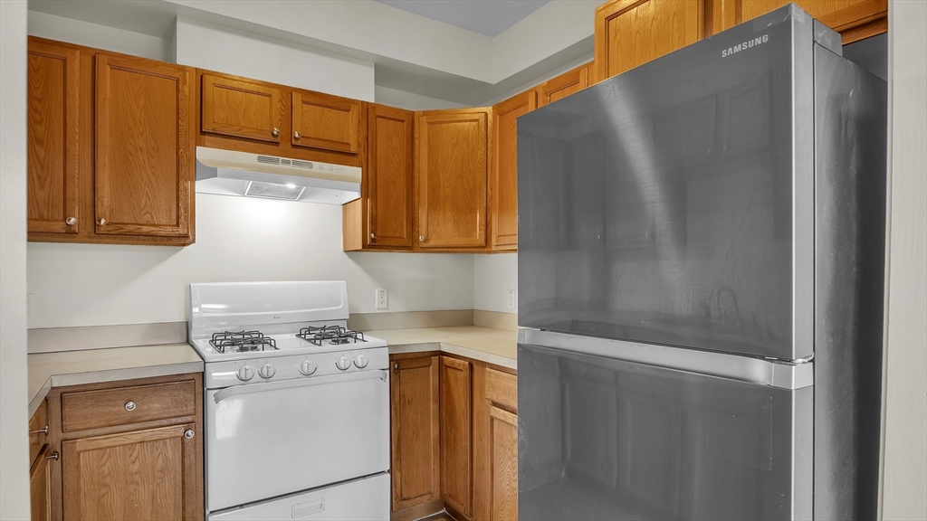 352 Blue Hill Ave #8, Boston, MA Photo #8