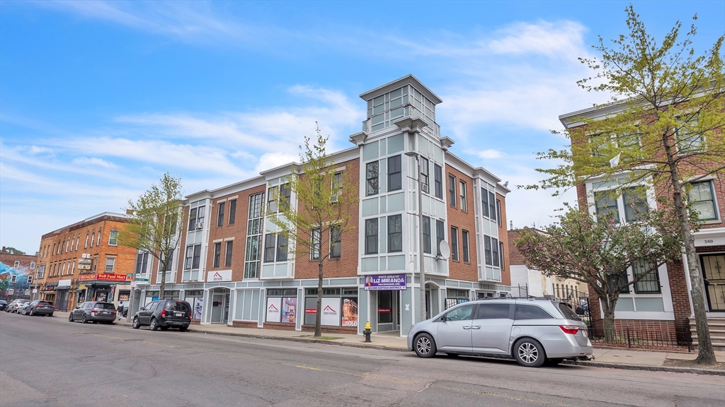 352 Blue Hill Ave #8, Boston, MA Photo #2